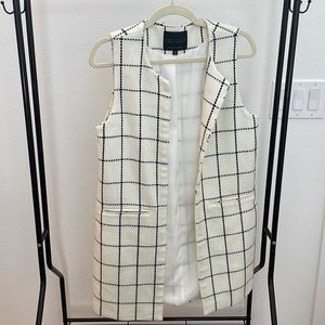 Sanctuary Black and White Window Pane Checkered Vest - Medium